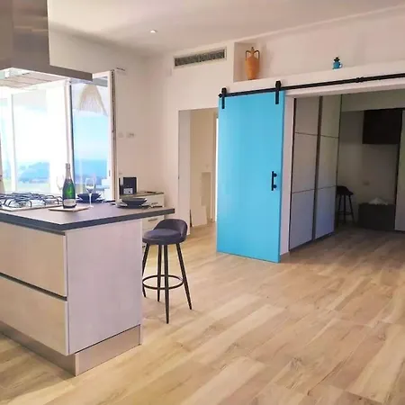 בית נופש Sciara Eolie ליפארי